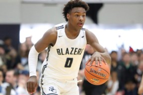 爱游戏体育 -NBA季后赛赛程吃紧，纽卡斯尔转会期再遭质疑，气氛紧张，球探报告显示潜力的简单介绍