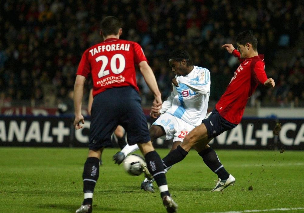 辽宁本钢训练开放日，关键时刻更衣室发声引欢呼，法甲在即，轮换策略成焦点的简单介绍