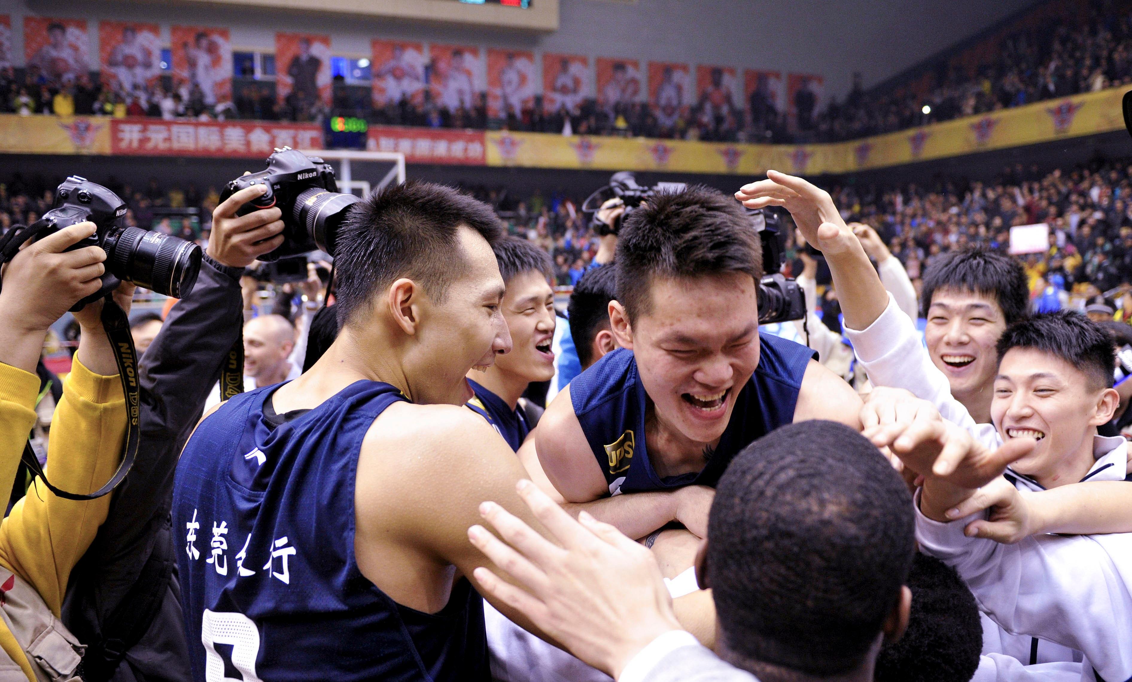 这也行？今晚布莱顿调整名单以备CBA季后赛窗口期纽卡斯尔备战亚冠，巴特勒在篮网比赛中连败 